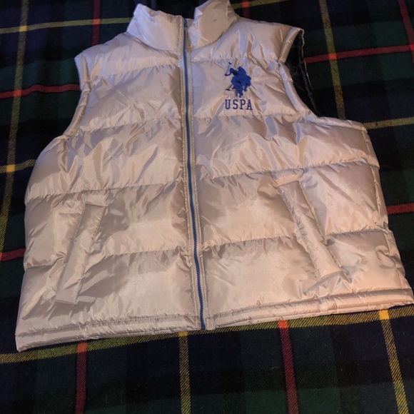 US Polo Assn. NWT•Silver Puffer Vest w/SweatHood - Picture 4 of 11